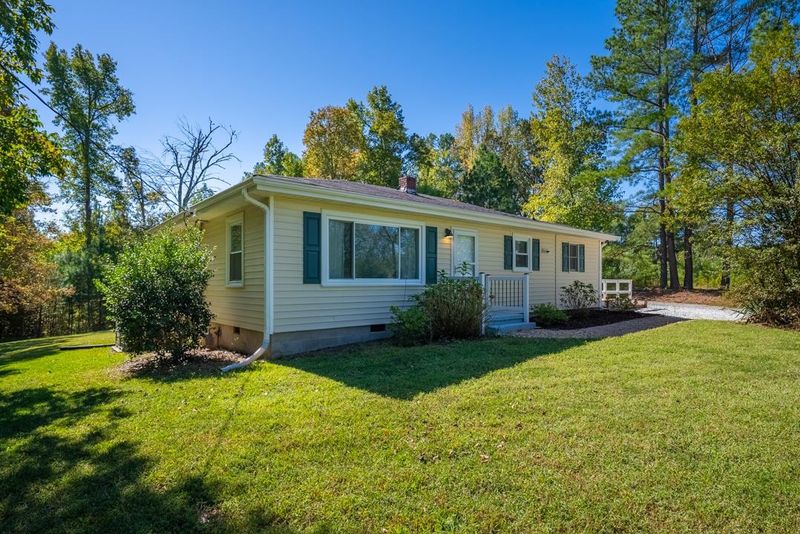 911 Doc Nichols Rd, Durham, NC 27703