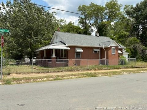 911 Henderson Ave, Fayetteville, NC 28301