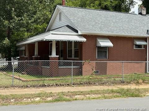 911 Henderson Ave, Fayetteville, NC 28301