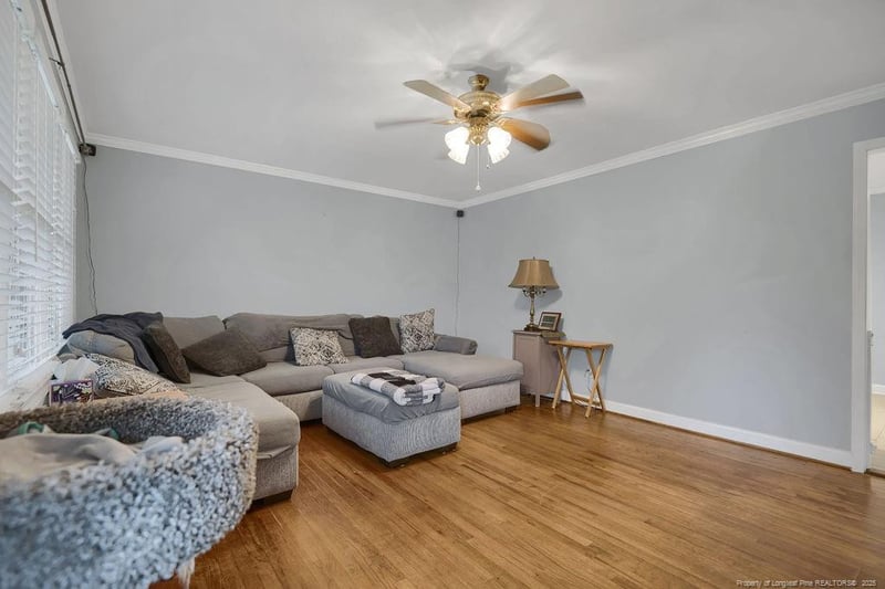 911 Hicks Ave, Fayetteville, NC 28304