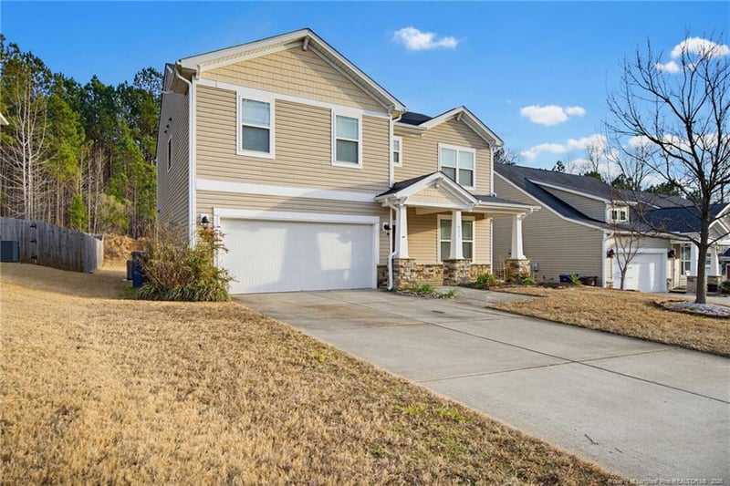 911 Merchants Ct, Sanford, NC 27330