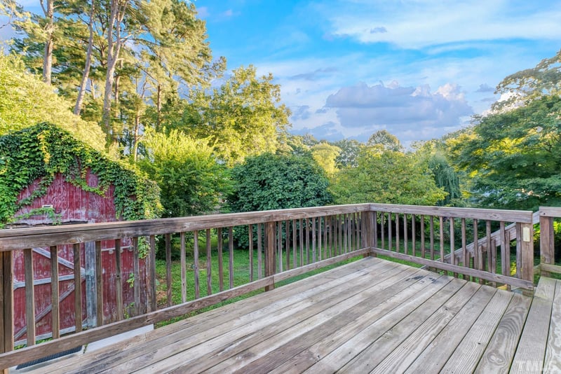 911 Mills St, Raleigh, NC 27608