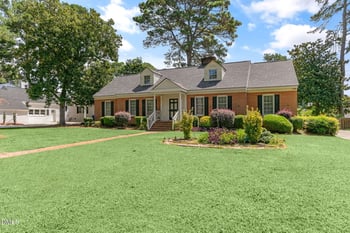 911 Parkside Dr, Wilson, NC 27896