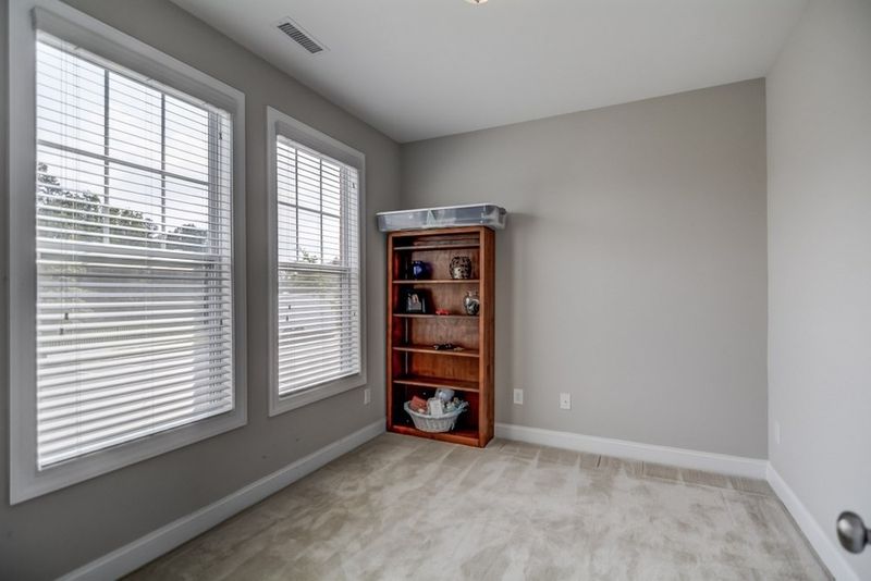 911 Rosepine Dr, Cary, NC 27519