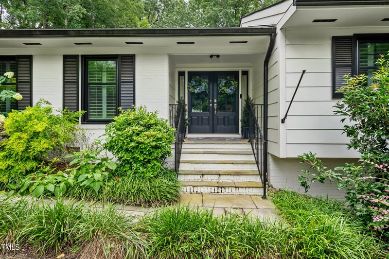 911 Temple St, Raleigh, NC 27609