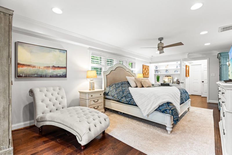 911 Temple St, Raleigh, NC 27609