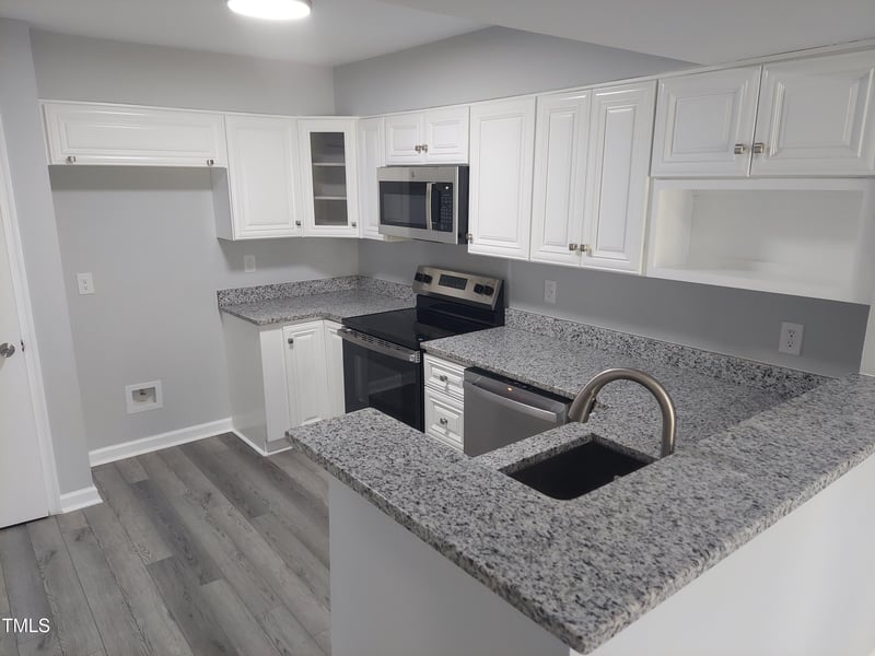 911 Washington St #102, Raleigh, NC 27605
