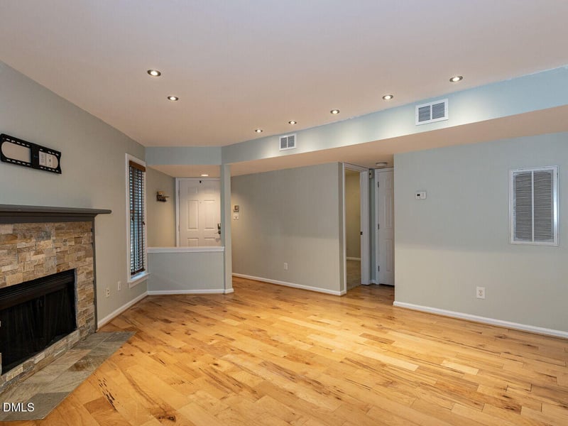 911 Washington St #104, Raleigh, NC 27605