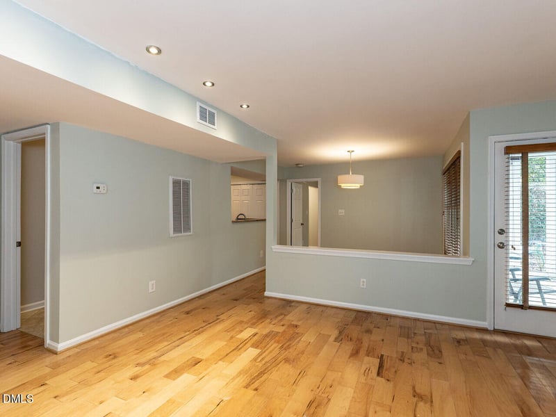 911 Washington St #104, Raleigh, NC 27605