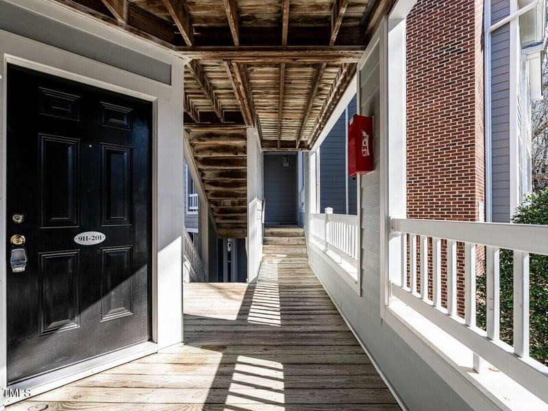 911 Washington St #201, Raleigh, NC 27605