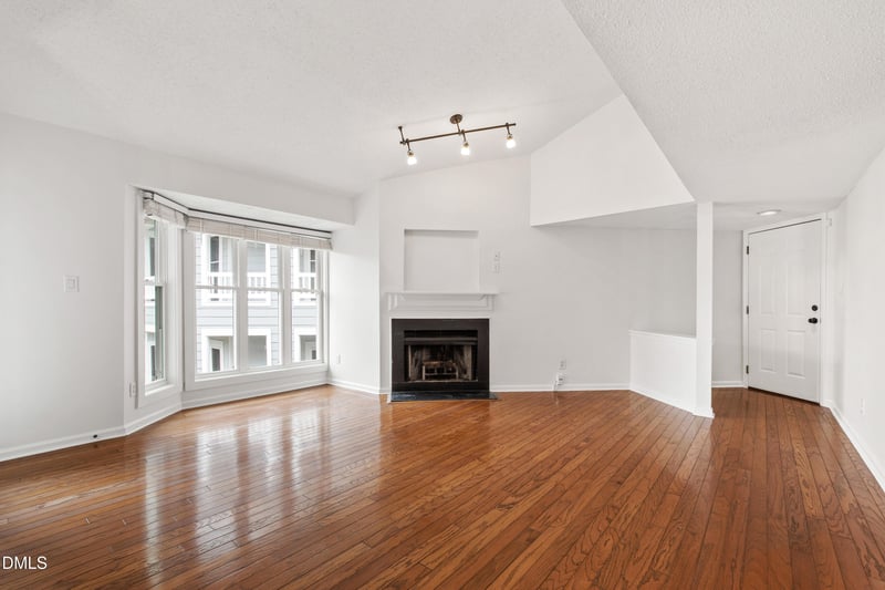 911 Washington St #301, Raleigh, NC 27605