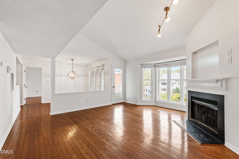 911 Washington St #301, Raleigh, NC 27605