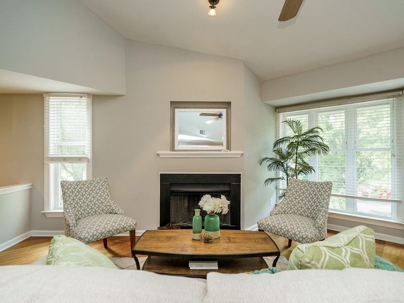 911 Washington St #303, Raleigh, NC 27605