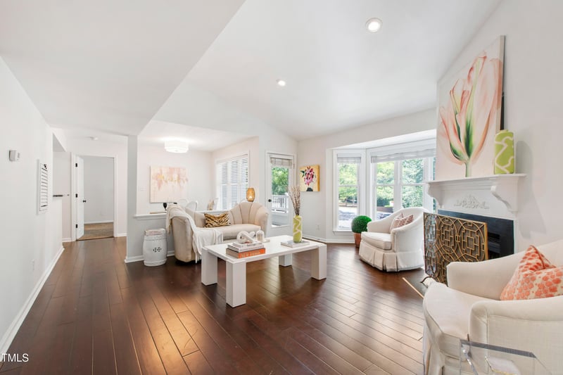 911 Washington St #304, Raleigh, NC 27605