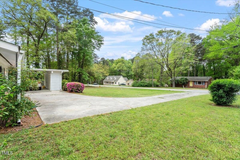 911 Williams Rd, Raleigh, NC 27610