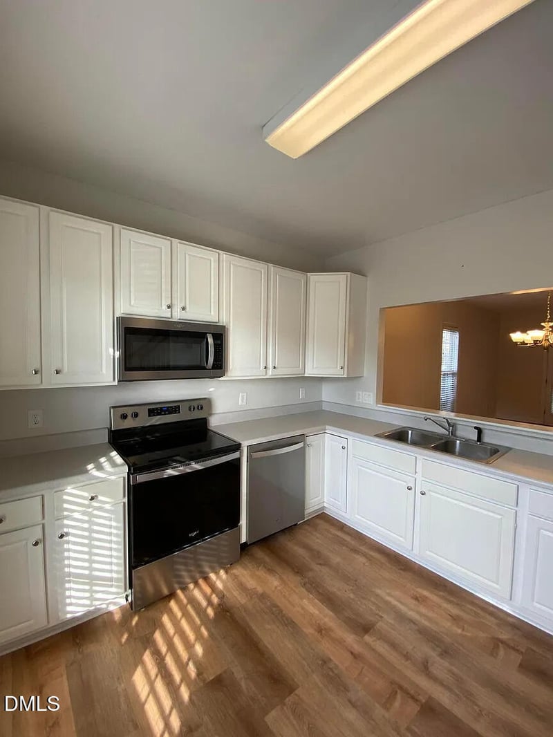 9110 Grassington Way, Raleigh, NC 27615