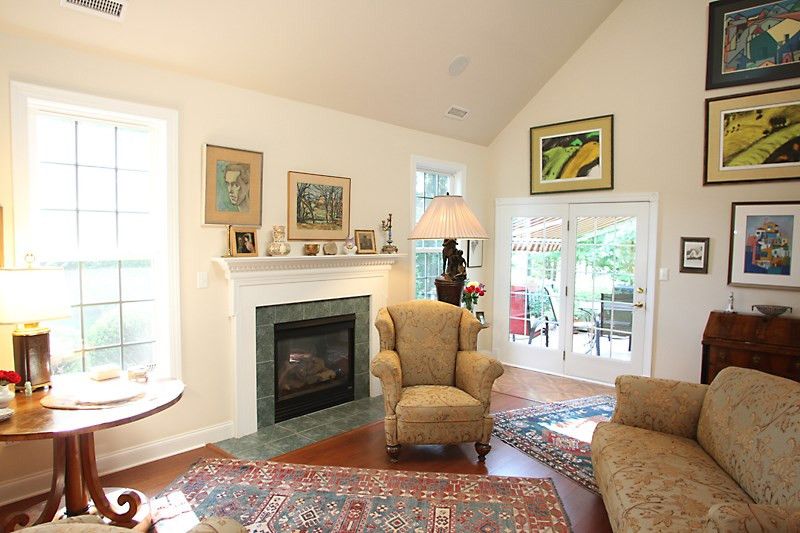 9111 White Eagle Ct NW, Raleigh, NC 27617