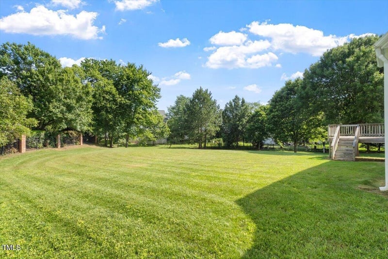 9112 Mission Hills Ct, Raleigh, NC 27617