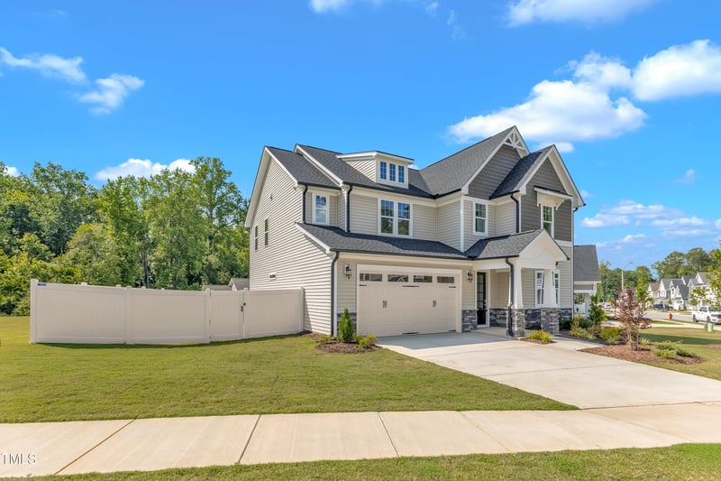 9113 Dupree Meadow Dr, Angier, NC 27501