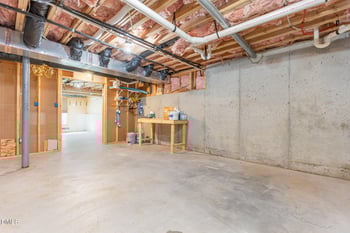 9113 Mission Hills Ct, Raleigh, NC 27617