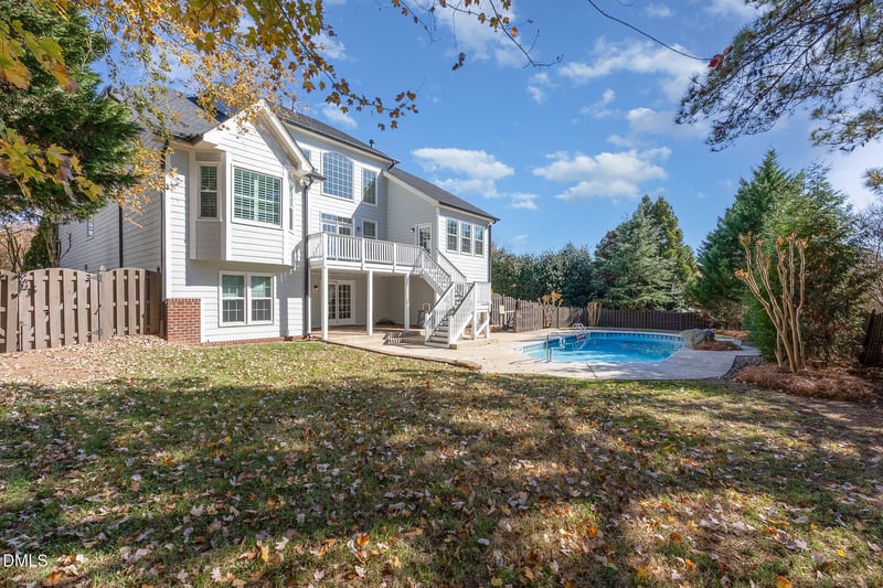 9113 Mission Hills Ct, Raleigh, NC 27617