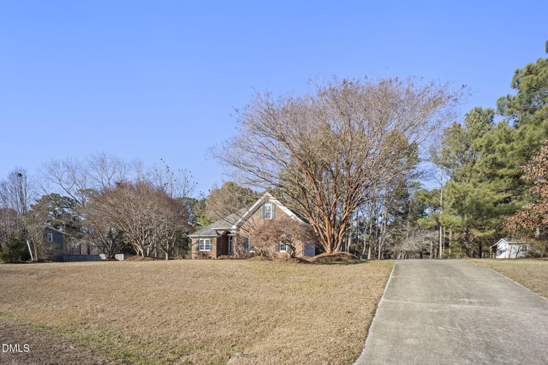 912 Broadhaven Dr, Raleigh, NC 27603