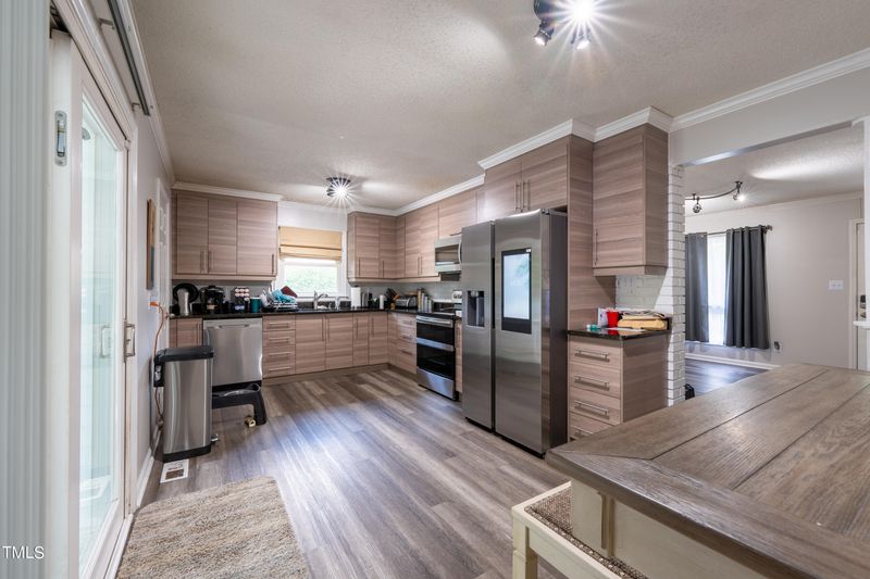 912 Cooper Rd, Raleigh, NC 27610