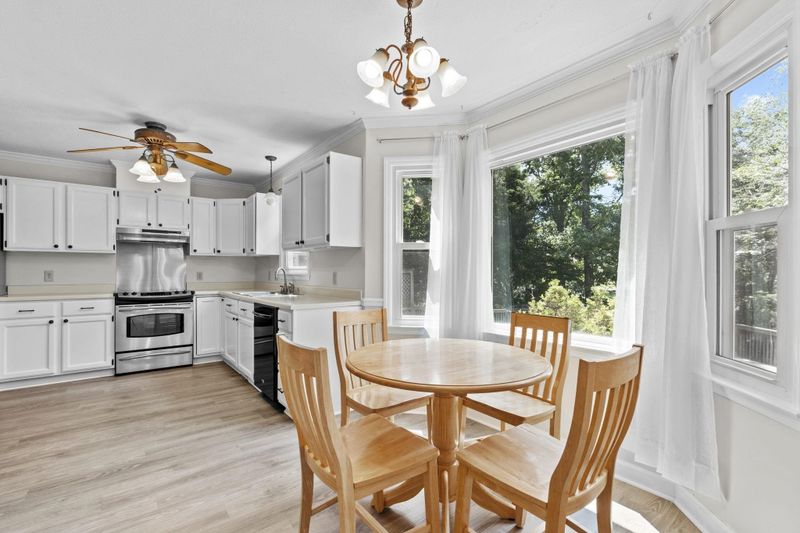 912 Fairlong Rd, Wake Forest, NC 27587