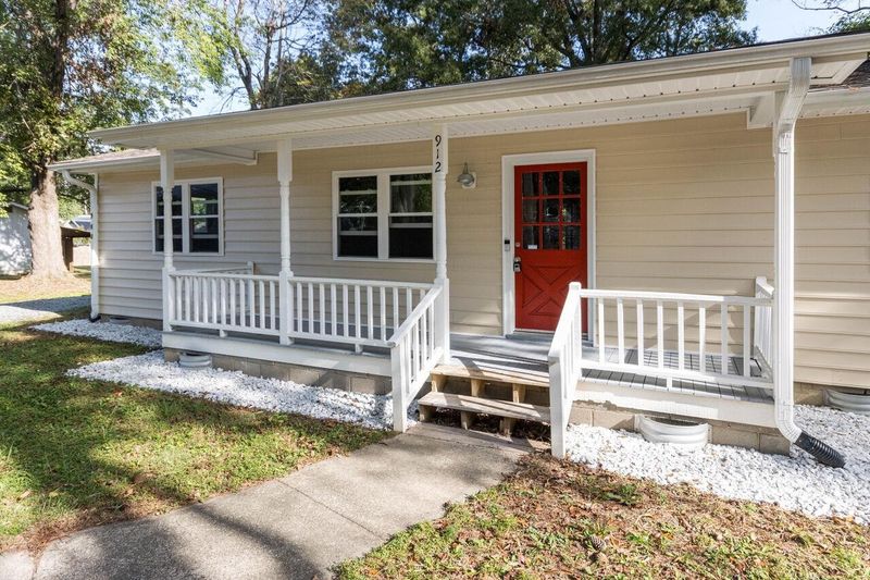 912 Horton Rd, Durham, NC 27704