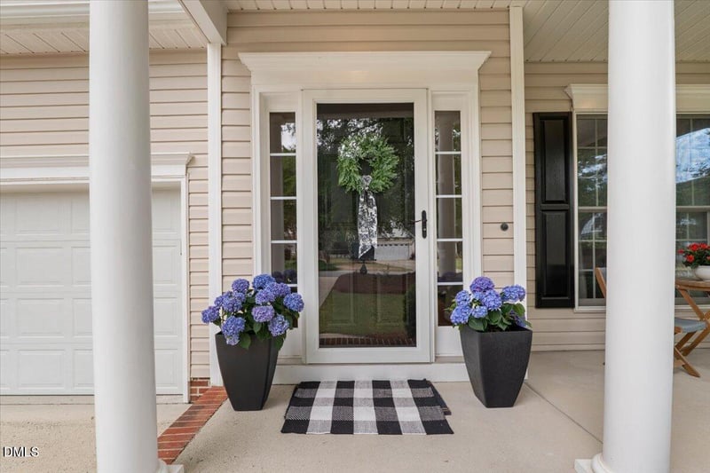 912 Ivy Valley Dr, Fuquay Varina, NC 27526