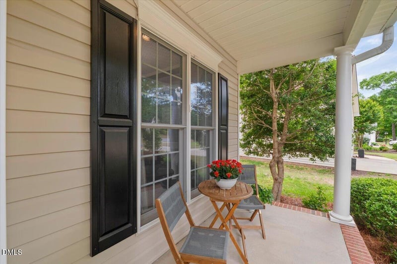 912 Ivy Valley Dr, Fuquay Varina, NC 27526