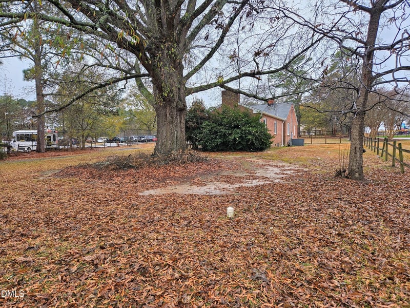 912 Main St, Fuquay Varina, NC 27526