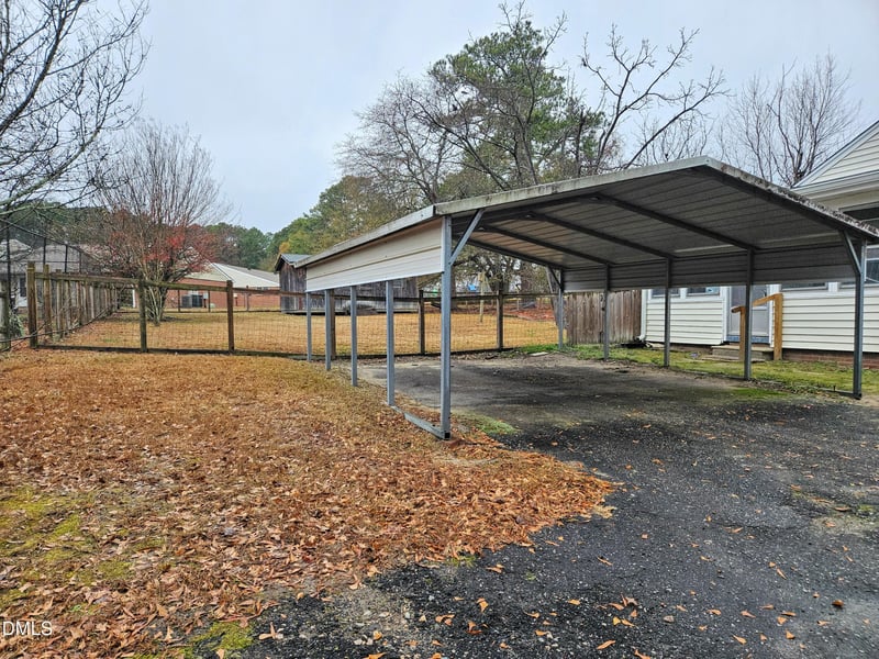 912 Main St, Fuquay Varina, NC 27526