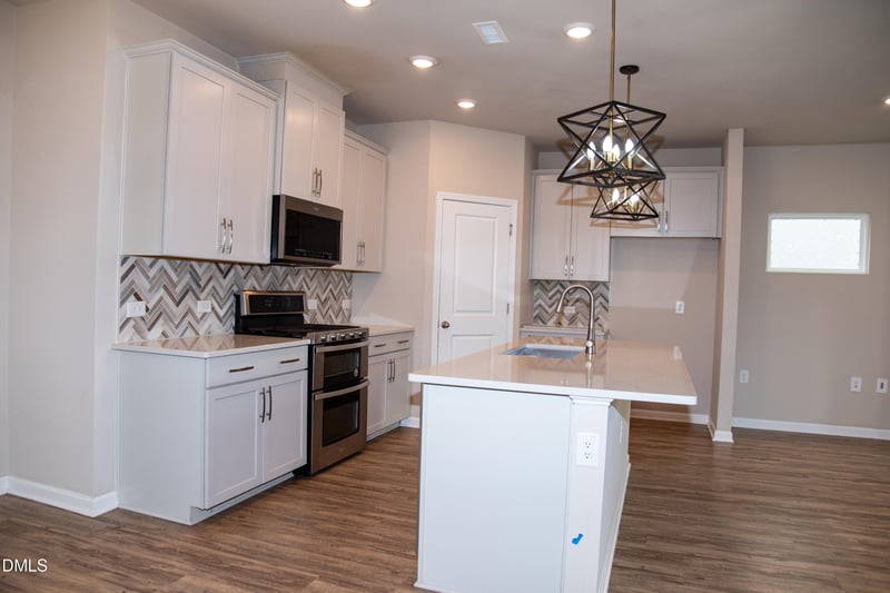 912 Mortar Ln, Cary, NC 27519