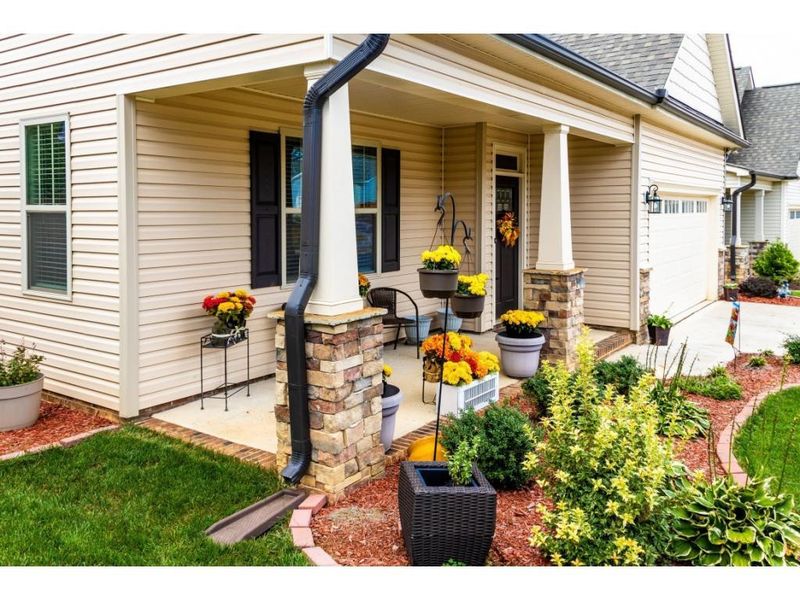 912 Palm, Mebane, NC 27302