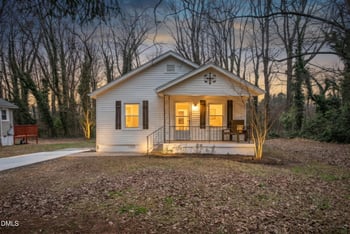 912 Patton St, Graham, NC 27253