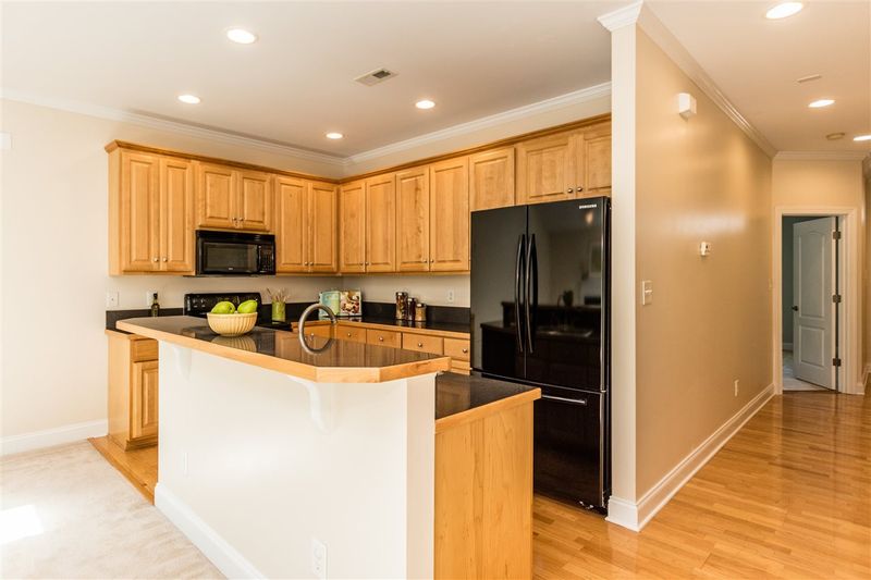 912 Quiet Woods Pl, Durham, NC 27712
