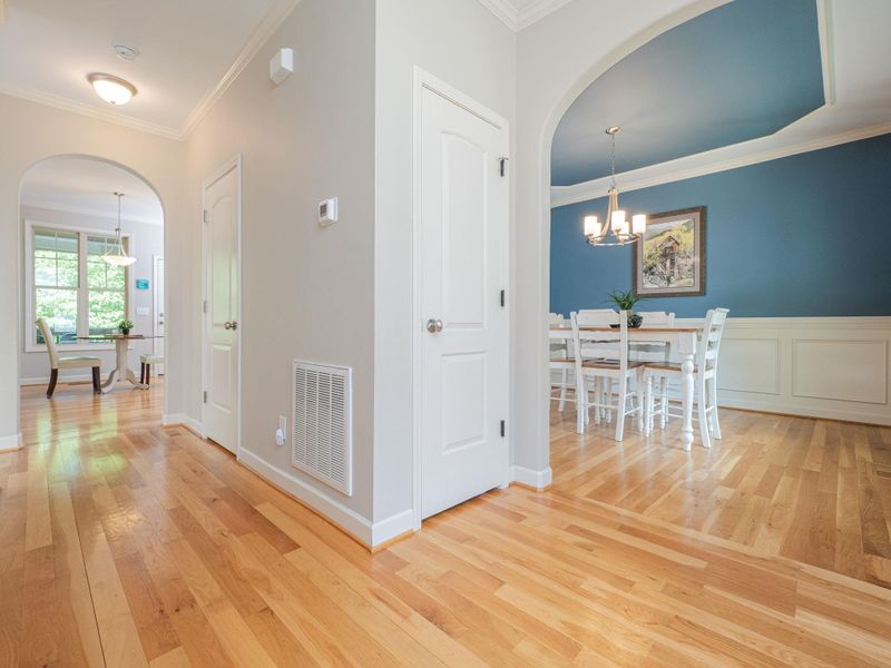 912 Richland Ridge Dr, Wake Forest, NC 27587