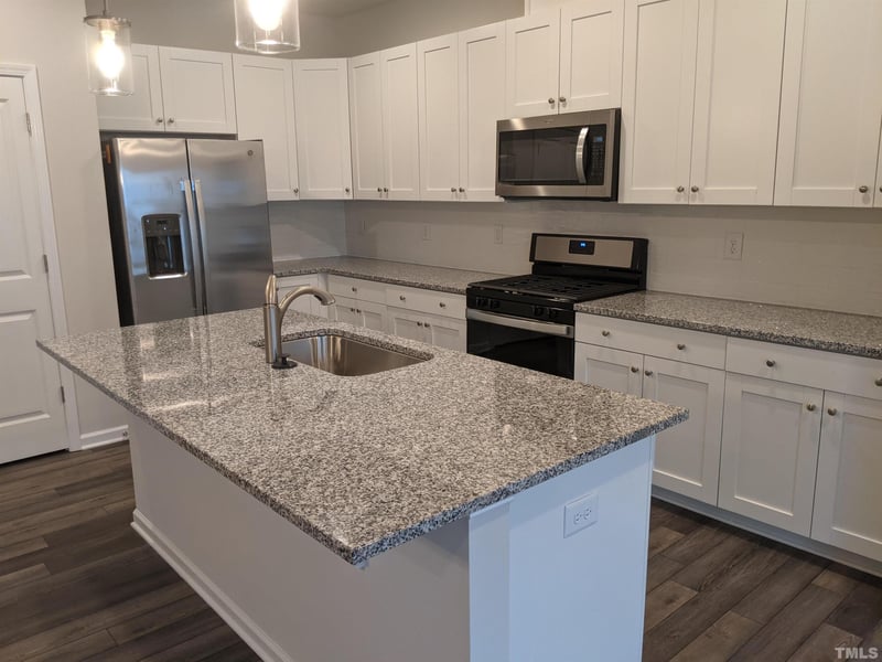912 Robbie Jackson Ln, Fuquay Varina, NC 27526