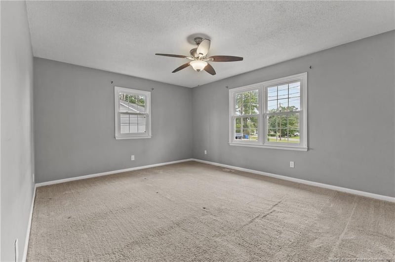 912 Ruton Ct, Fayetteville, NC 28303