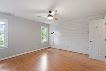 912 Salem Woods Dr, Raleigh, NC 27615