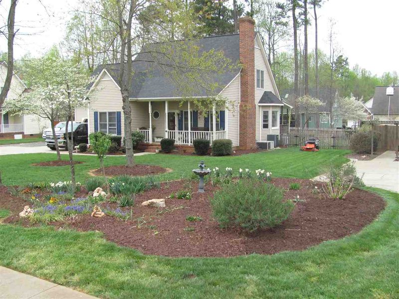 912 S Third Extension, Mebane, NC 27302