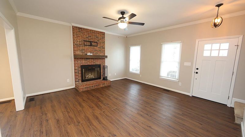 912 S Third St, Mebane, NC 27302