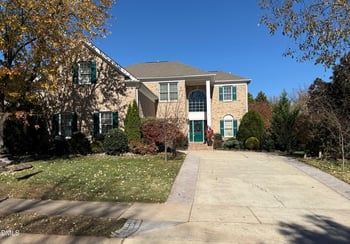 9120 Sanctuary Ct, Raleigh, NC 27617