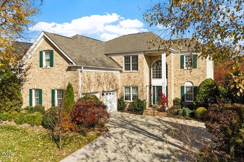 9120 Sanctuary Ct, Raleigh, NC 27617