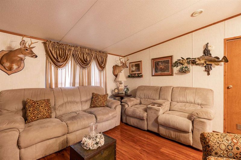 9124 Pippin Rd, Zebulon, NC 27597
