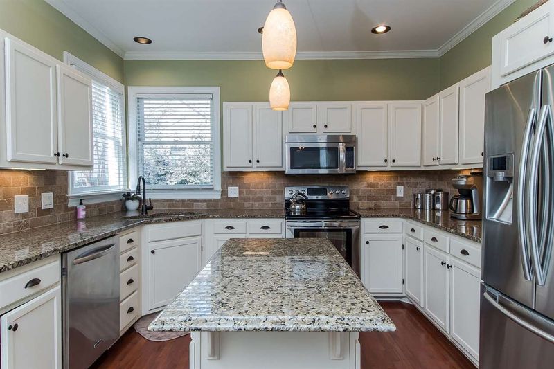 9125 Doublebit Dr, Raleigh, NC 27615