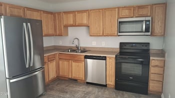 913 Amber Acres Ln, Knightdale, NC 27545