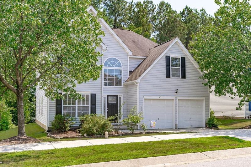 913 Avent Meadows Ln, Holly Springs, NC 27540