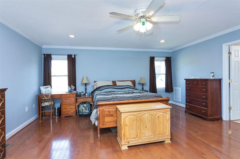 913 Big Bend Ct, Wake Forest, NC 27587